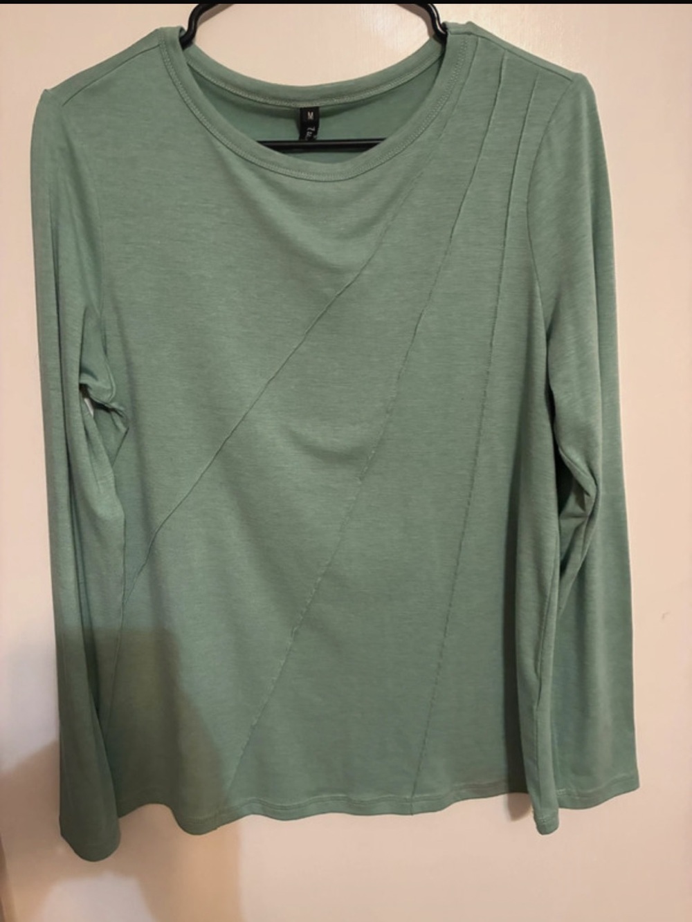 Women's Sage Green Long Sleeve Crewneck Top